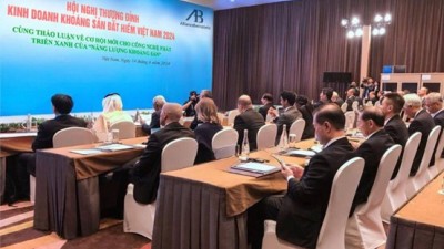 AllianceBernstein Việt Nam tham gia Hội nghị thượng đỉnh kinh doanh khoáng sản đất hiếm 2024 tại Việt Nam, thảo luận về cơ hội mới cho công nghệ phát triển xanh của 